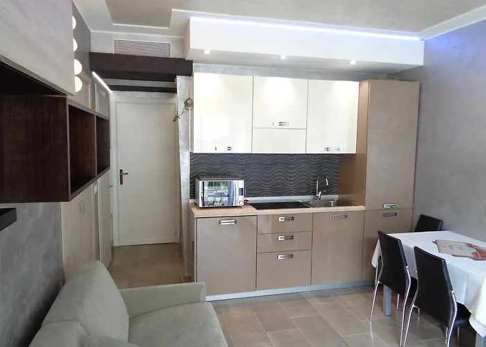 아파트 Le Marly 멍똥